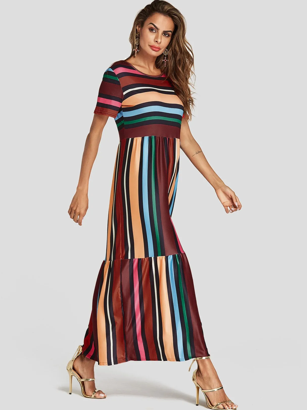 Wholesale Round Neck Short Sleeve Stripe Flounced Hem Maxi Dress